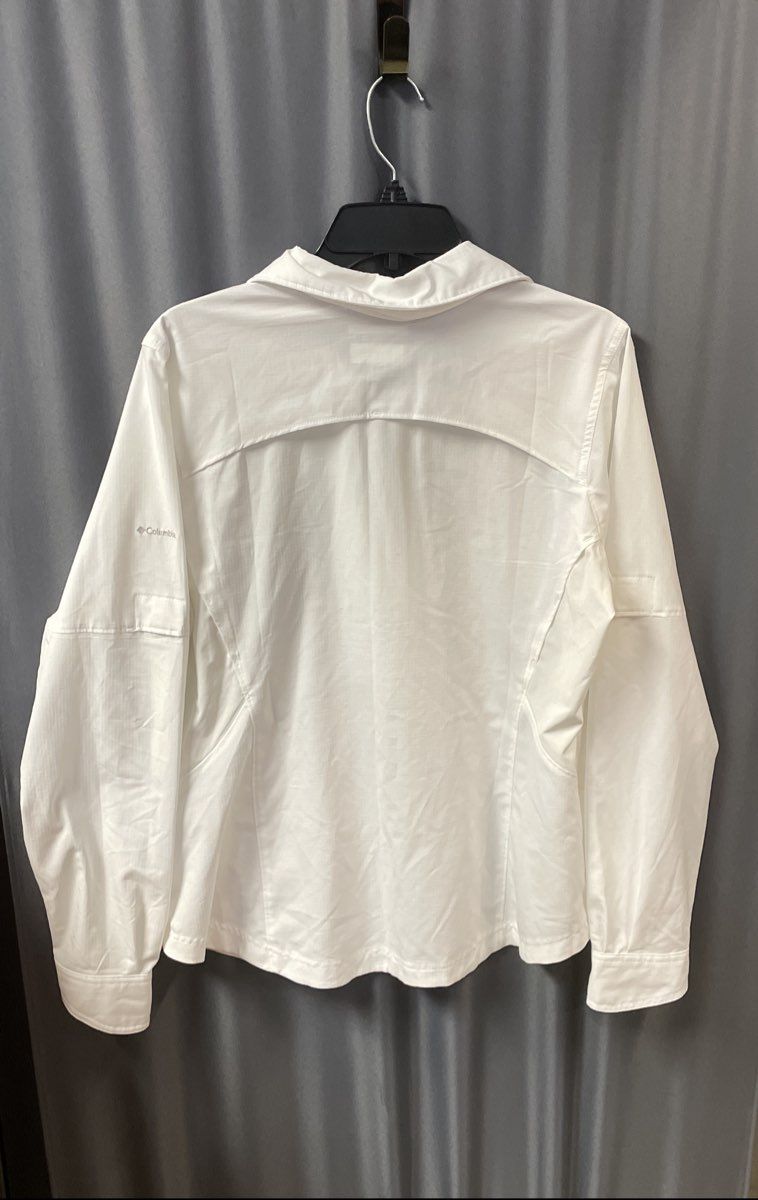 Columbia Women's White Omni-Shade Long Sleeve Button Up Hiking Shirt Sz XL