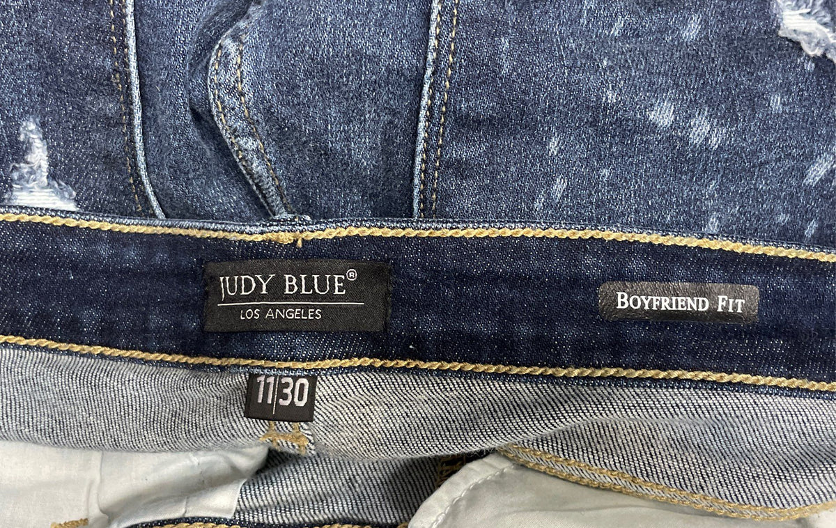 Judy Blue Women's Bleach Splatter Distressed Boyfriend Jeans Cuffed Sz 11/30