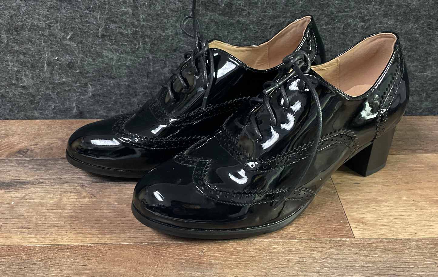 Odema Black Patent Leather Wingtip Brogue Oxford Block Heels Size 41 US 10