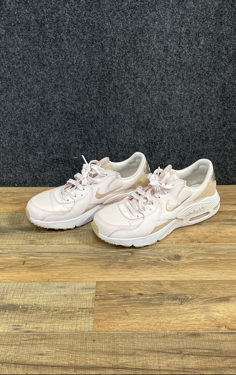 Nike Air Max Excee Soft Pink Rose Gold Women's Sneakers Size 9.5
