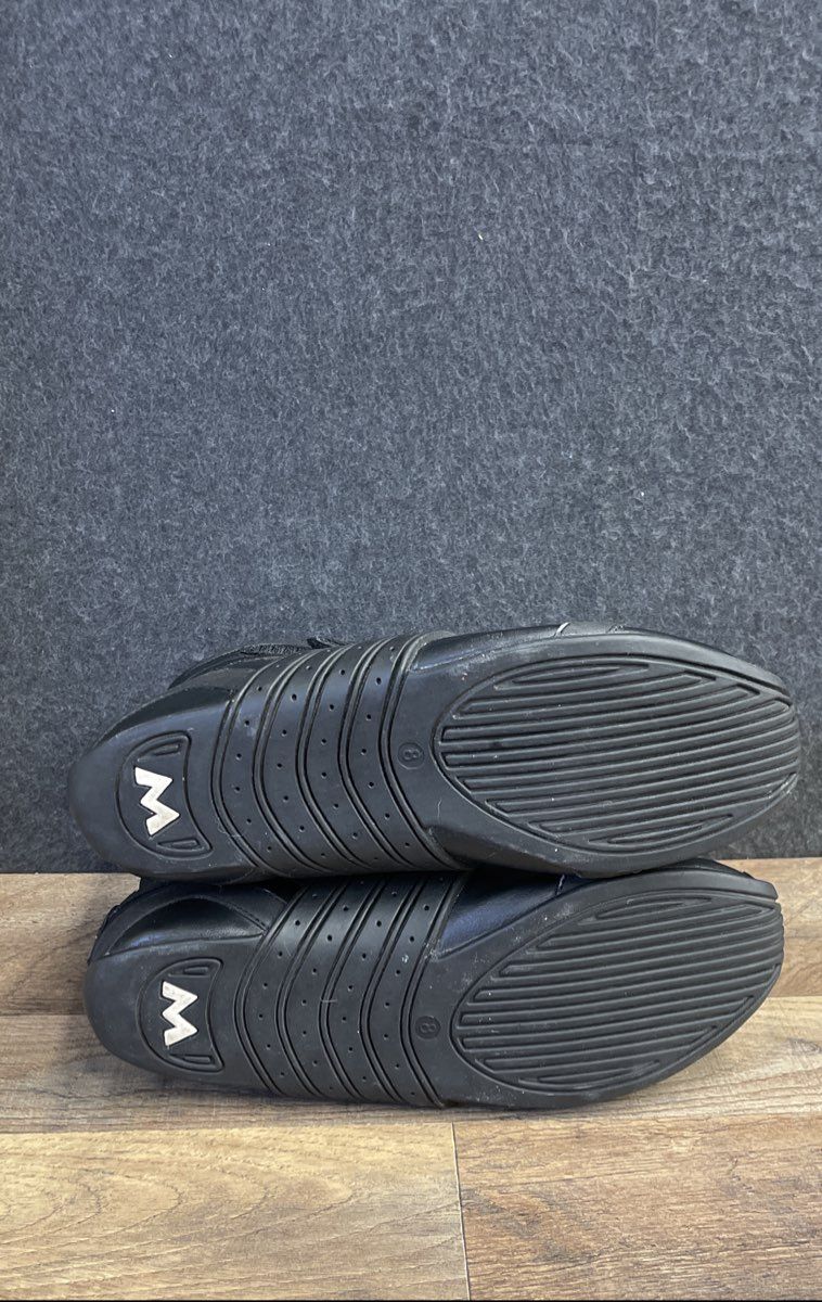 Mademoiselle Vail Black Leather Driving Mid Top Boots Womens Size 8