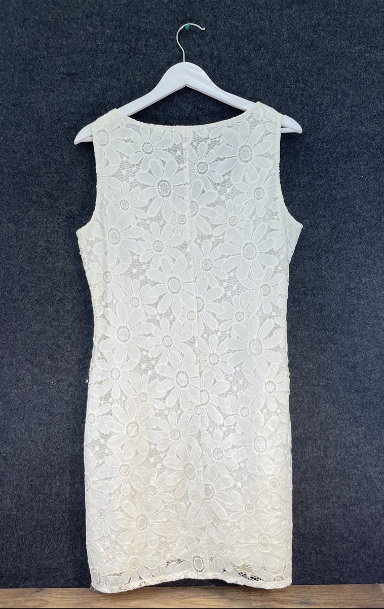 Tiana B Women's Sheath Dress White Floral Lace Sleeveless Sz L NWT