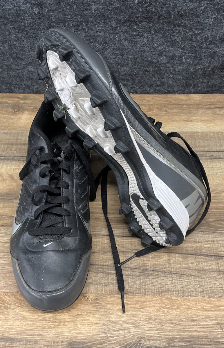 Nike Land Shark Black Metallic Silver Football Cleats Size 10.5