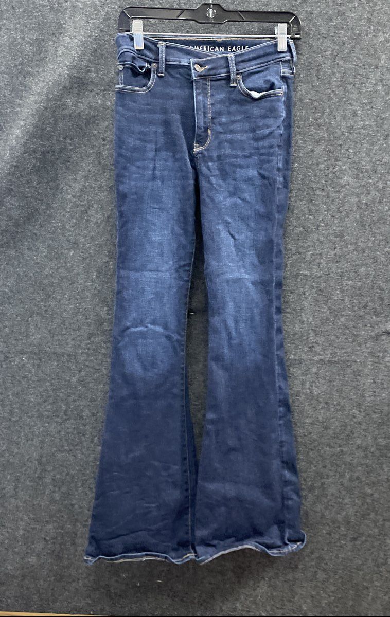 American Eagle Women's Blue Flare Jeans Next Level Stretch High-Rise Sz 4