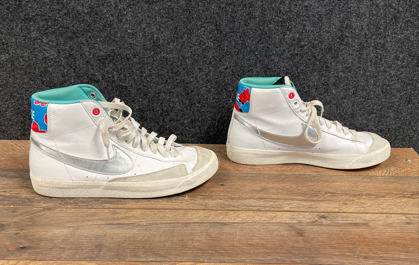 Nike Blazer Mid 77 GS White Metallic Silver Floral Youth Size 7Y DQ7773-100