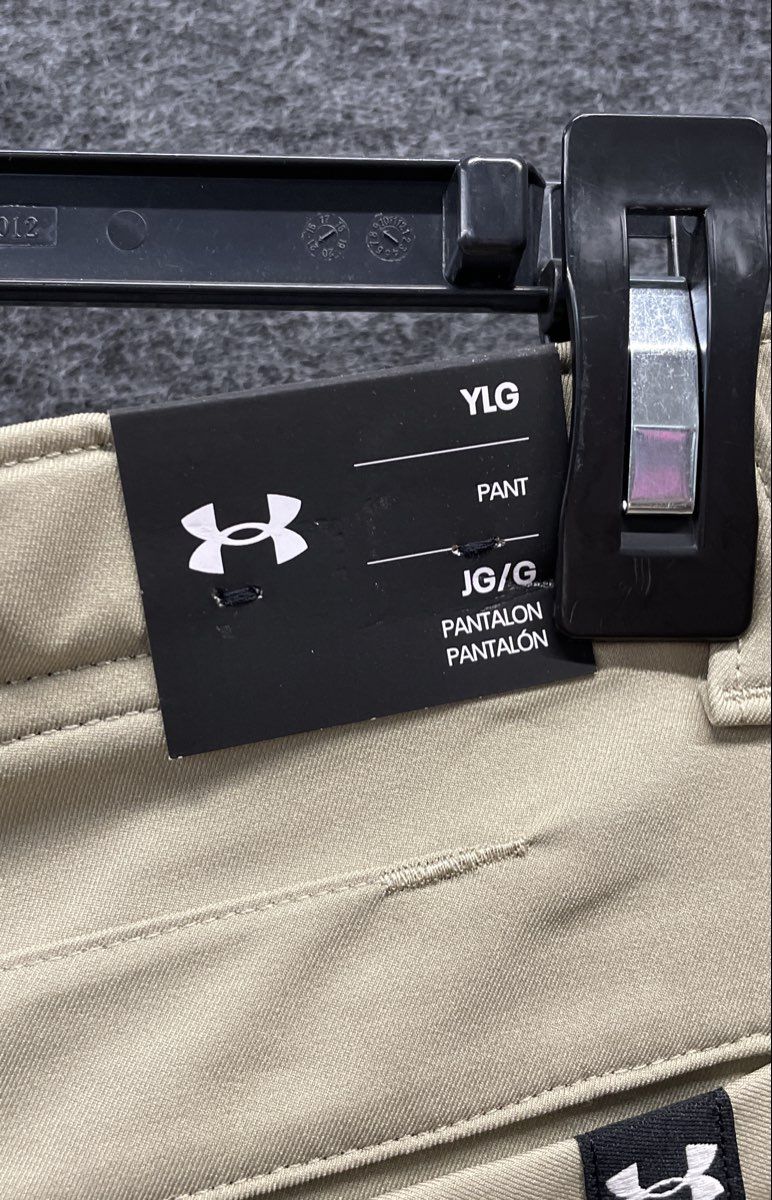 Under Armour Boys Beige Performance Golf Pants NWT Sz YLG
