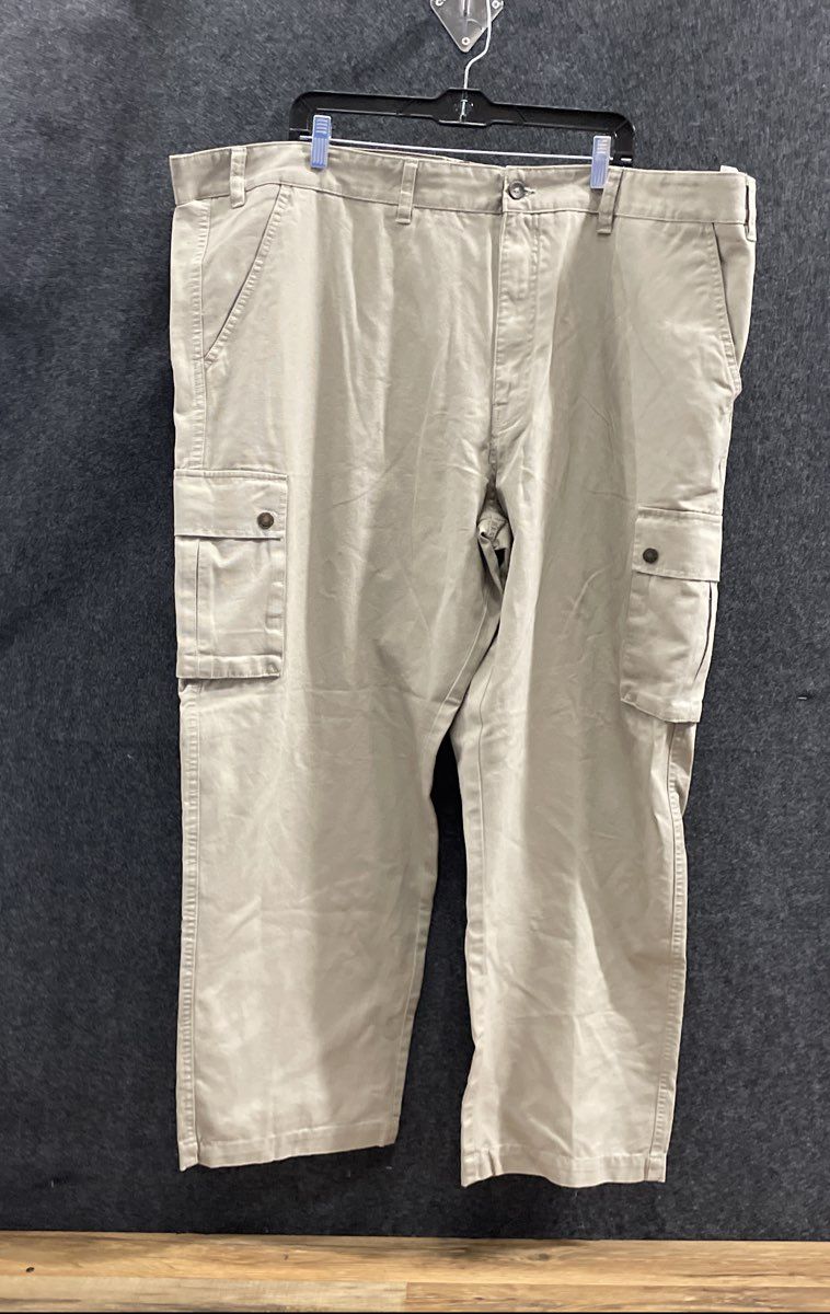 St. John's Bay Men's Khaki Ridge Line Cargo Pants Flat Front 48x30 NWT