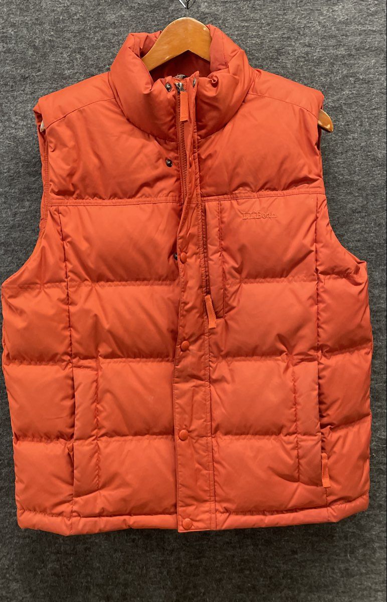 L.L. Bean Men's Orange Down Puffer Vest Quilted Insulated Full Zip Snap Sz M