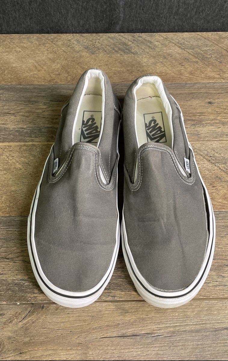 Vans Classic Slip-On Grey Canvas Skate Sneakers Men's Size 9.5