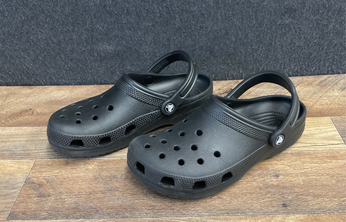 Crocs Classic Clog Black Unisex Slip On Comfort Shoes Men's 6 Women's 8 Size 8