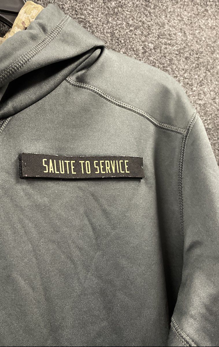 Nike Men's Chicago Bears Salute to Service NFL Hoodie Therma-Fit Olive Green L