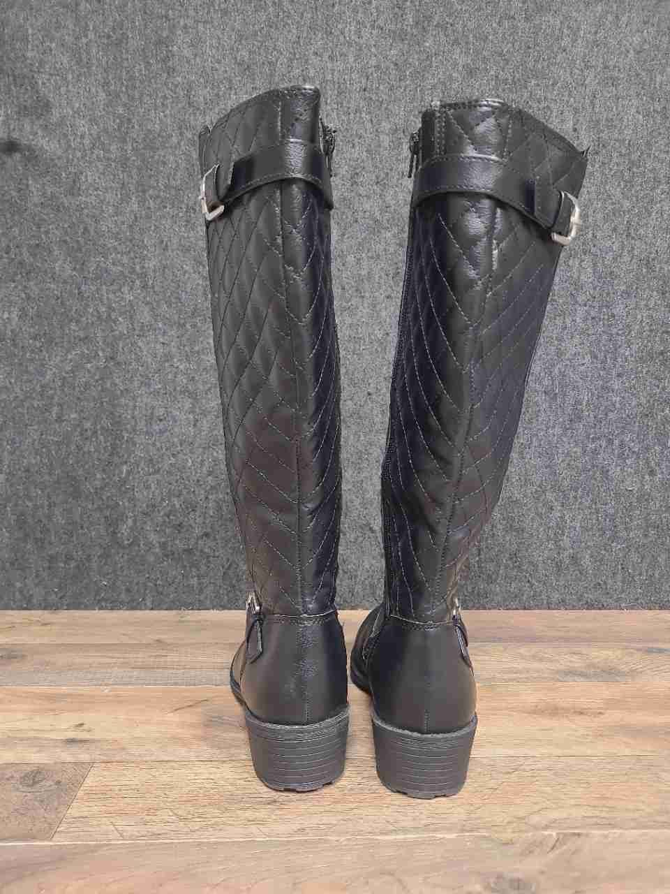 St. John's Bay Darling Black Quilted Riding Boots Women's Size 8.5