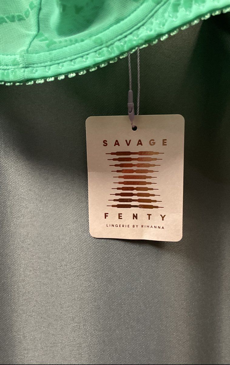 Savage x Fenty Women's Green Logo Mesh Unlined Underwire Bra NWT Sz 36DDD
