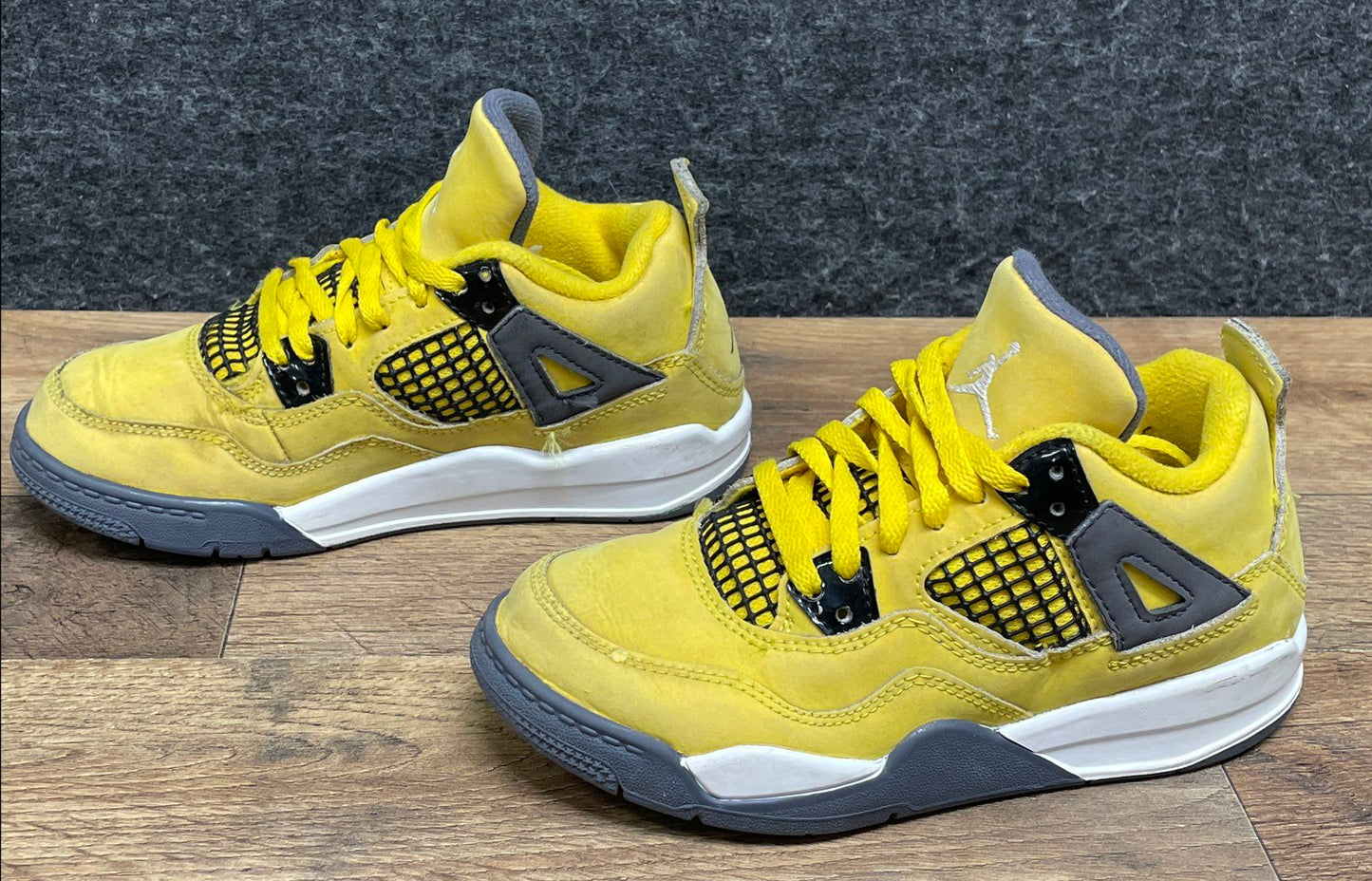 Nike Air Jordan 4 Retro Lightning Tour Yellow Black White GS Sneakers