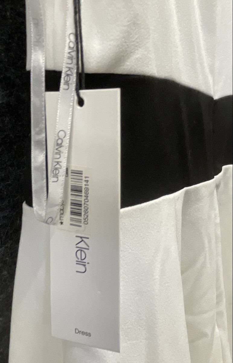 Calvin Klein Women's White Black Colorblock A-Line Sleeveless Zip Dress NWT