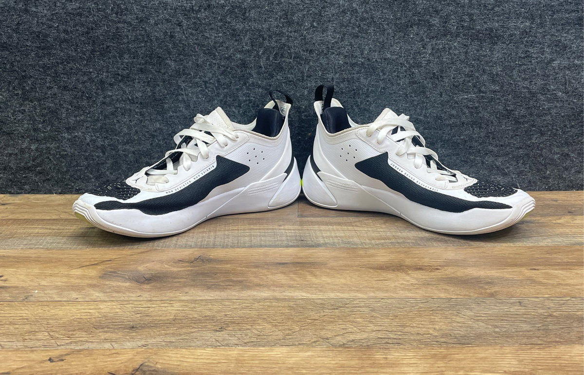 Jordan Luka 1 White Black Basketball Sneakers Men's Size 8