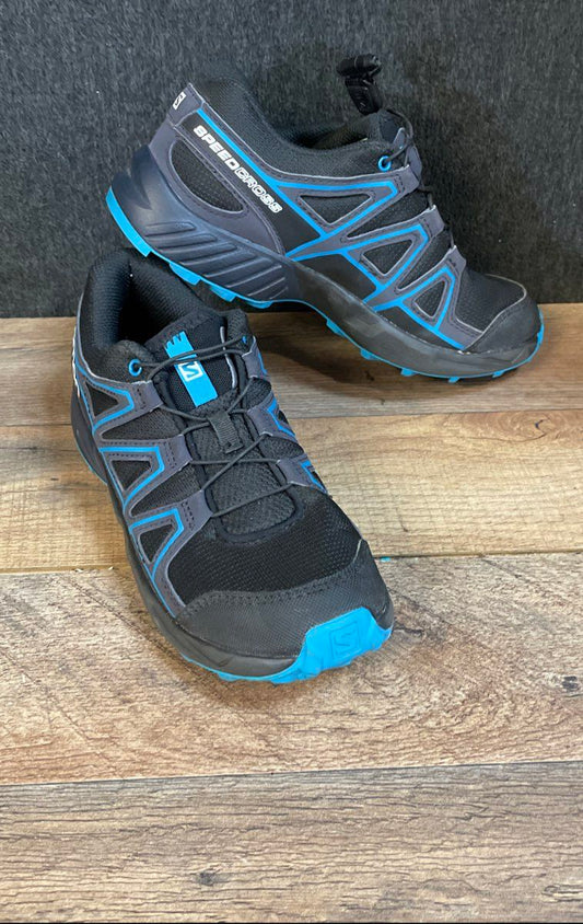 Salomon Speedcross J Black Blue Kids Trail Running Shoes Size 2