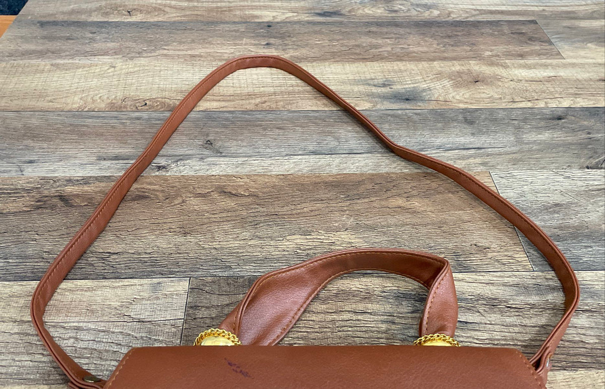Italy Style Brown Leather Vintage 90s Flap Satchel Shoulder Bag Gold Hardware