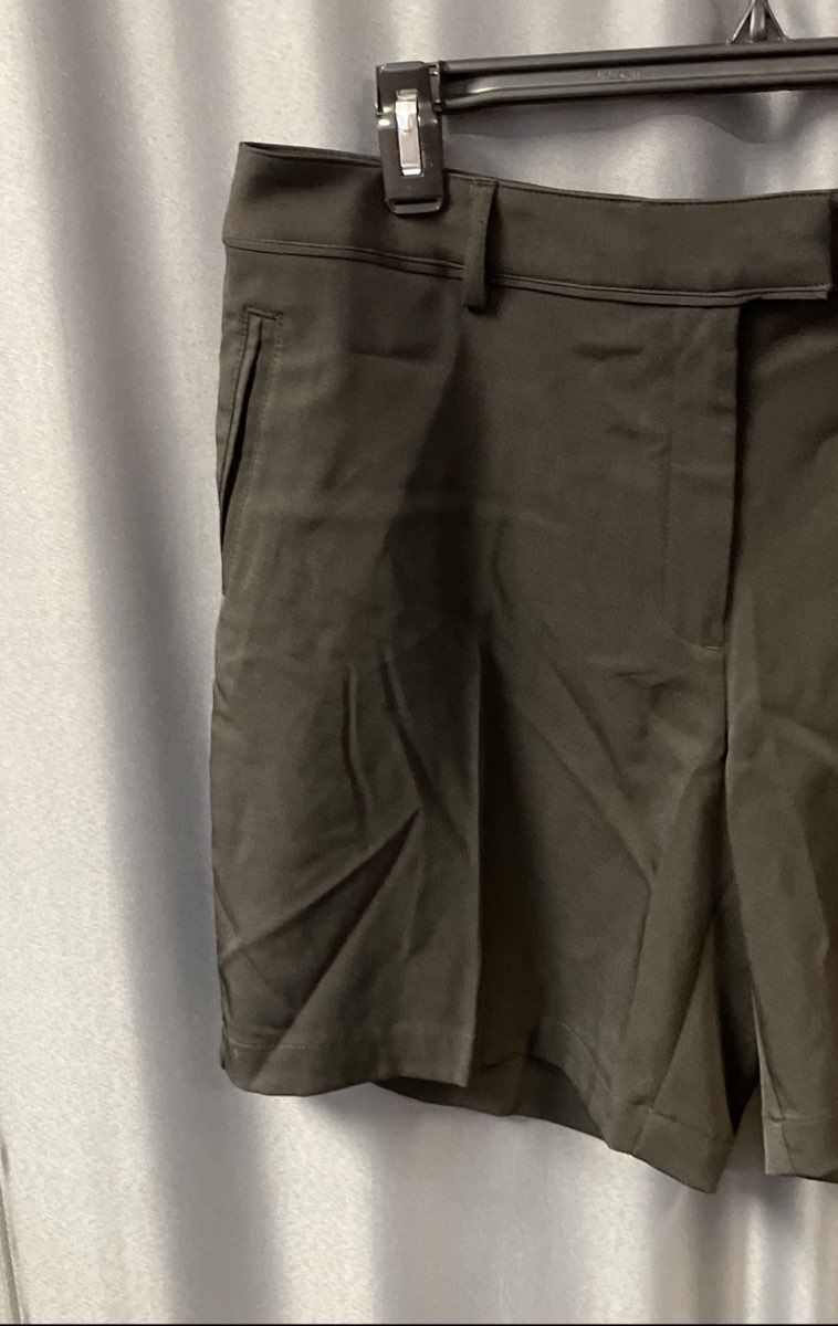 NWT Lady Hagen Women's Black Hagen Core Golf Shorts Size 14
