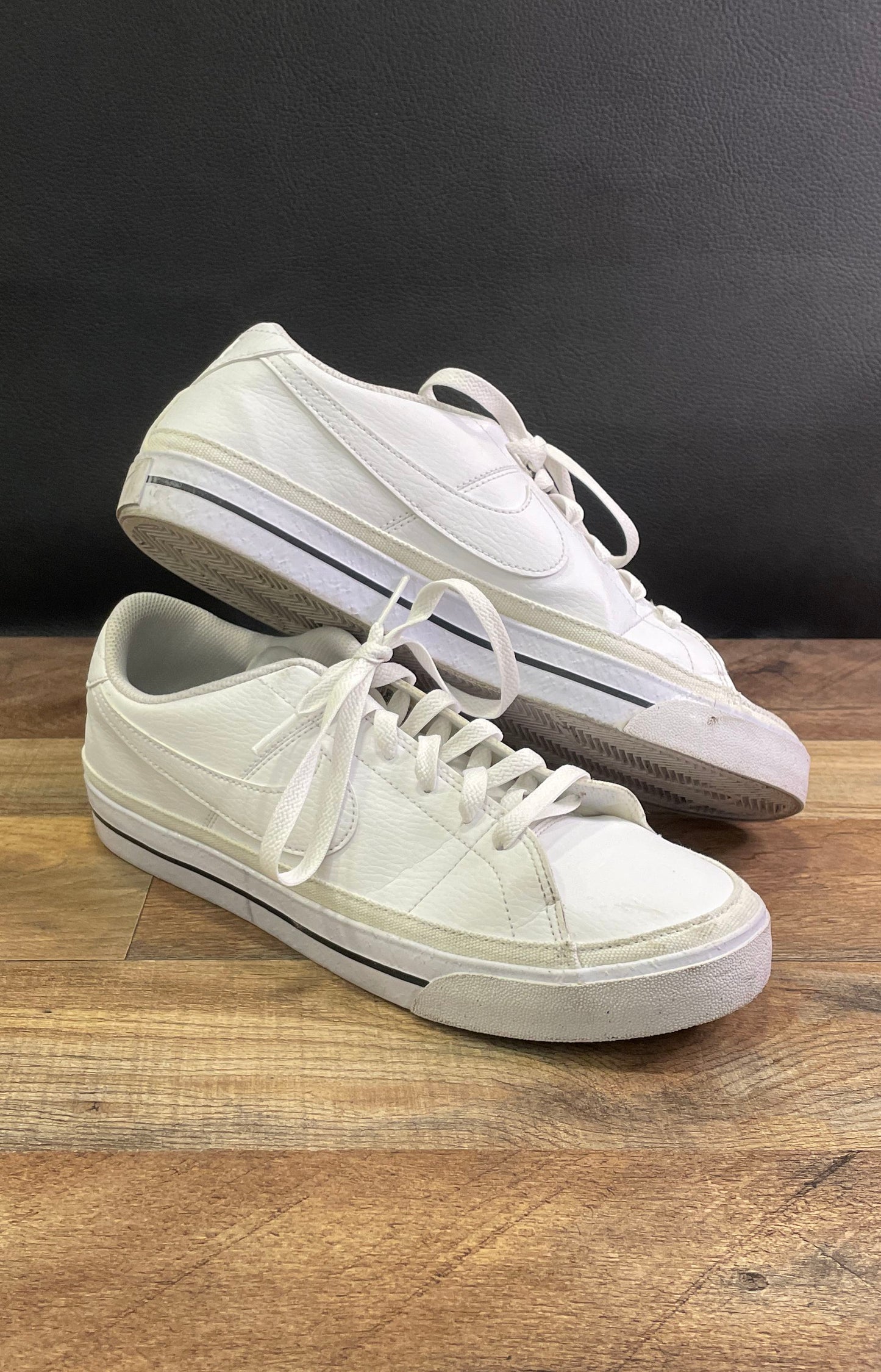 Nike Blazer Low Platform Triple White Women's Sneakers Size 9.5