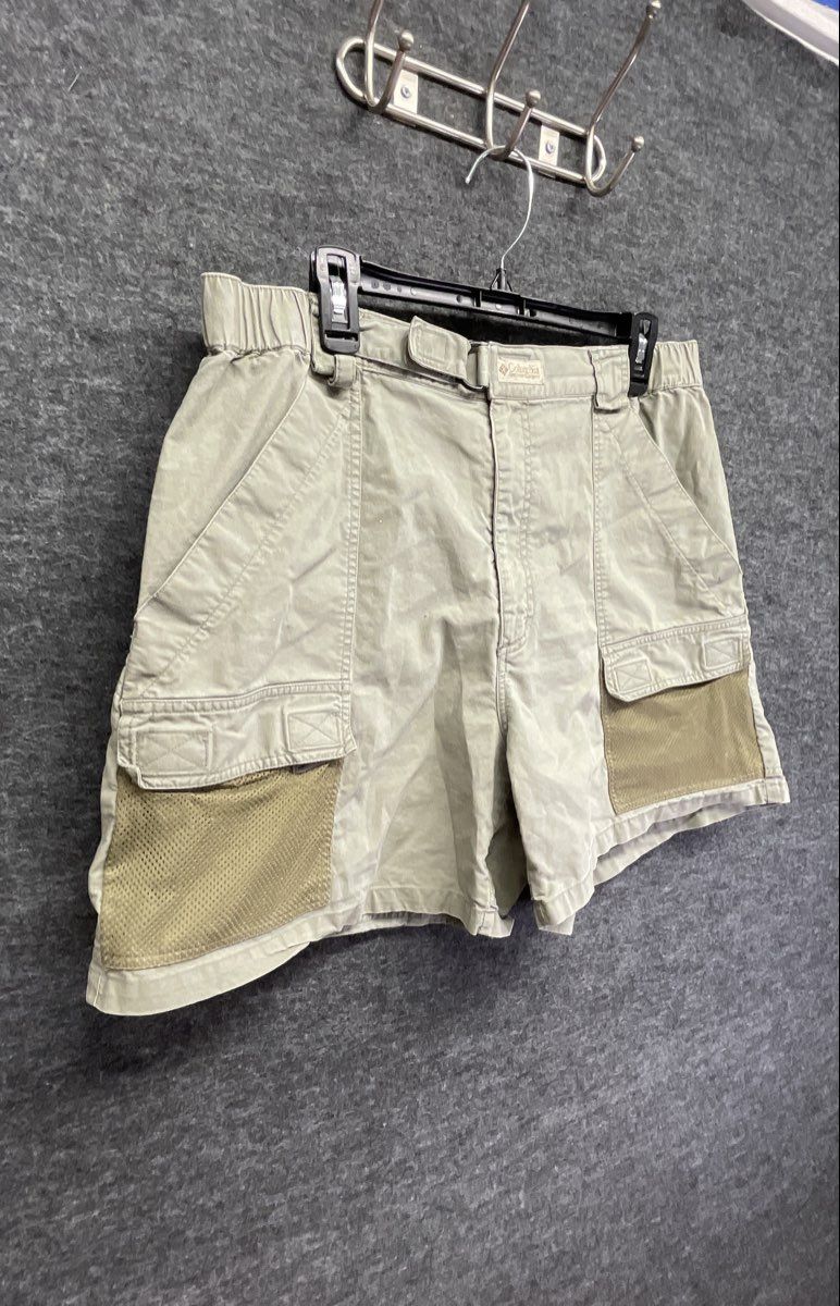 Vintage 90s Columbia PFG Men's Tan Mesh Cargo Performance Fishing Shorts Sz L