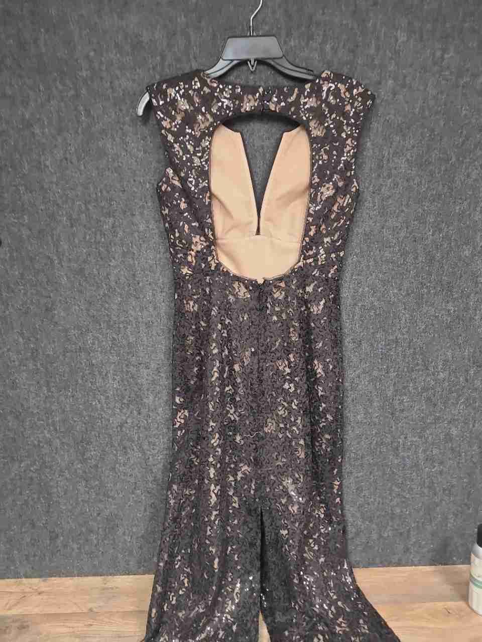 BCBG Maxazria Women's Black Sequin Lace Open Back Gown Maxi Dress Sz 4