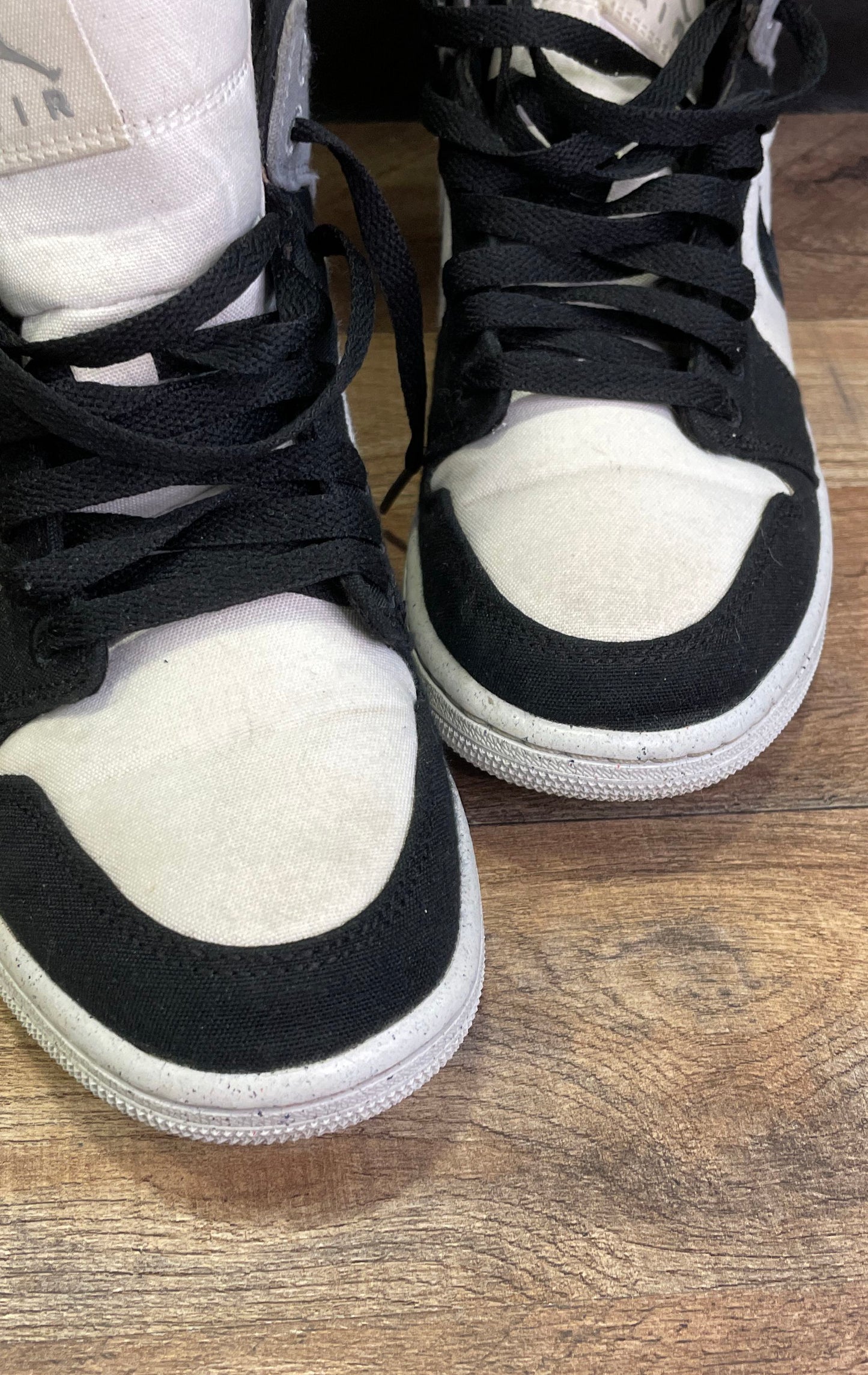 Nike Air Jordan 1 Mid Black White Light Smoke Grey Women's Size 7.5