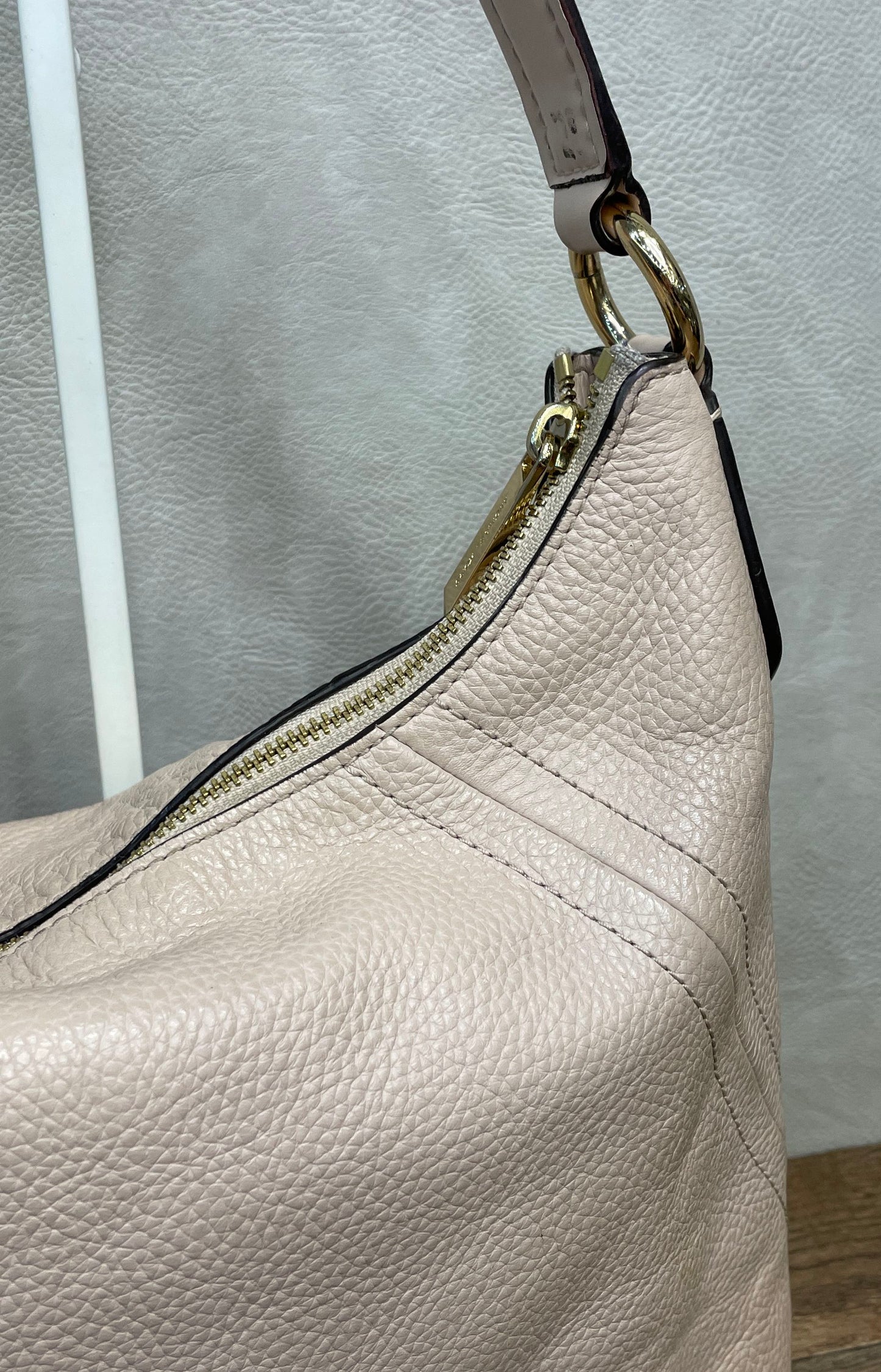 Michael Kors Nude Pebbled Leather Hobo Shoulder Bag Gold Hardware