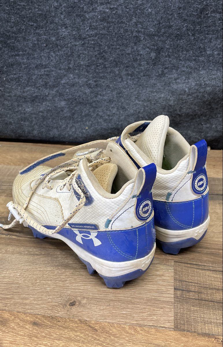 Under Armour Harper 7 White Blue Baseball Cleats Youth Size 4Y