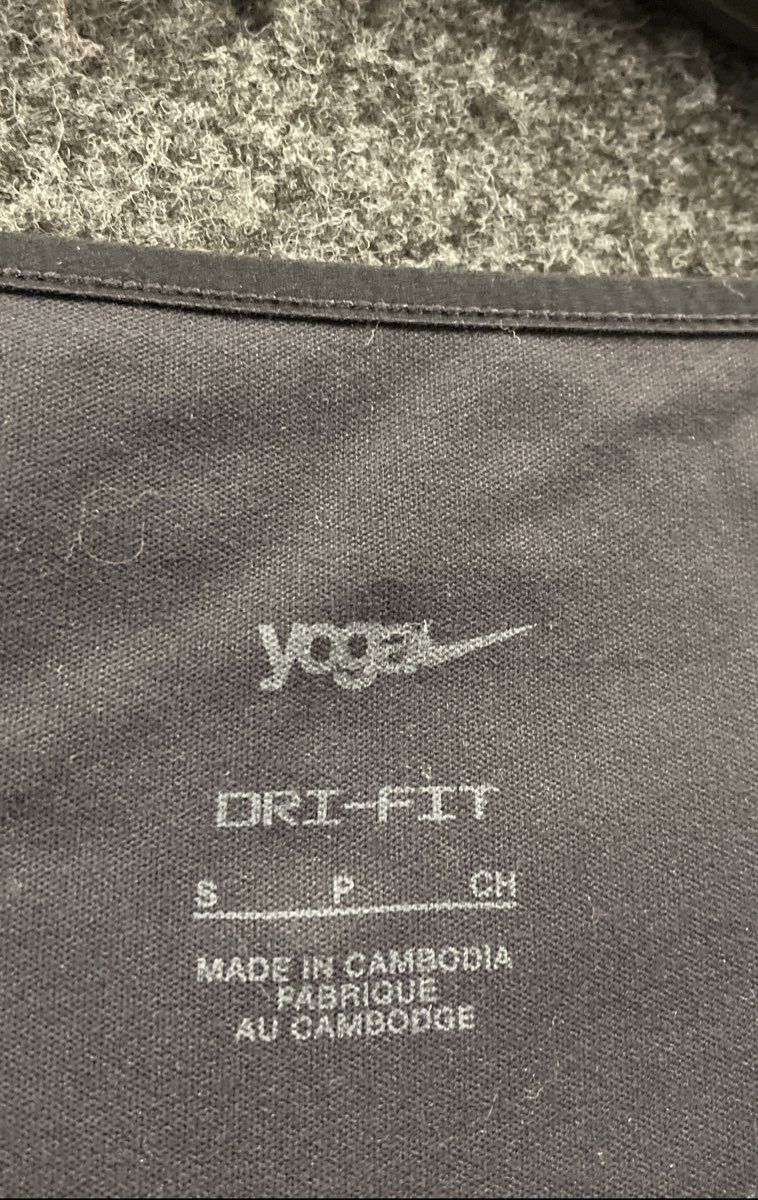 Nike Women's Yoga Dri-FIT 3/4 Sleeve Black Shirt Sz S