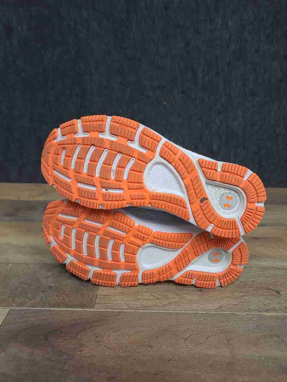 Under Armour HOVR Sonic 3 Mint Orange Women's Running Shoes Size 7