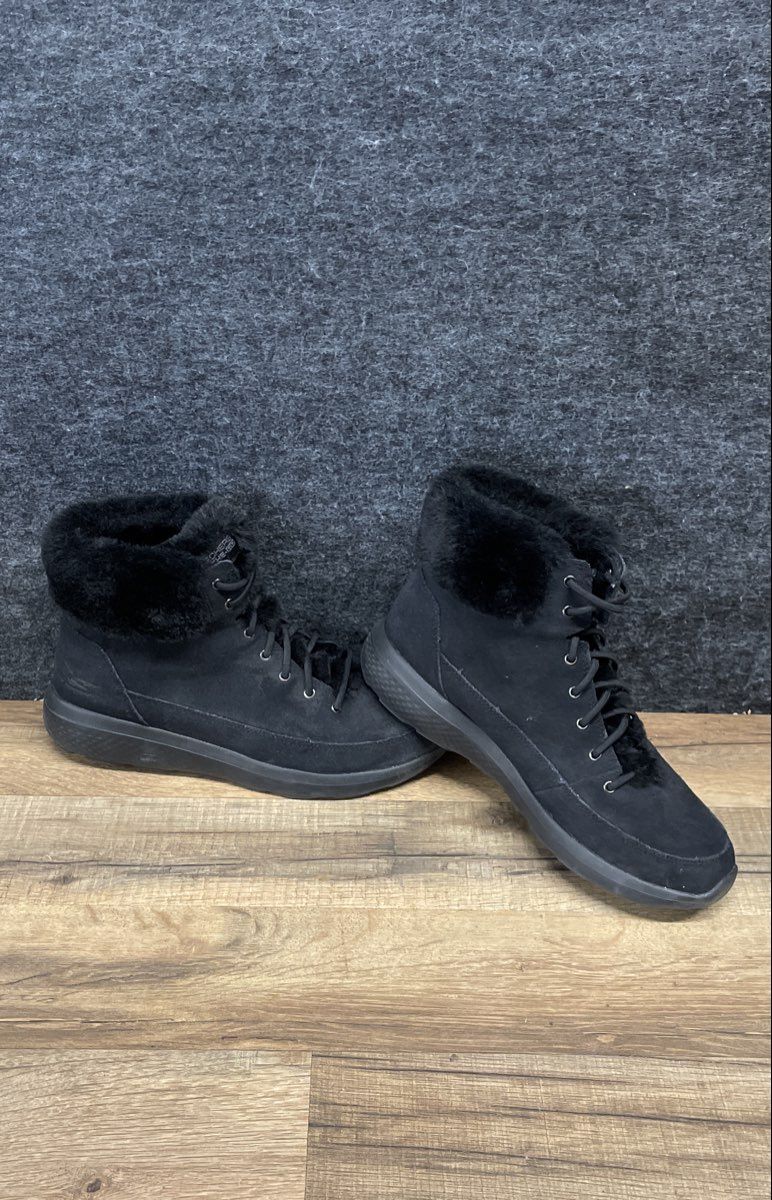 Skechers On-the-GO Joy Black Faux Fur Lined Ankle Boots Women's Size 9