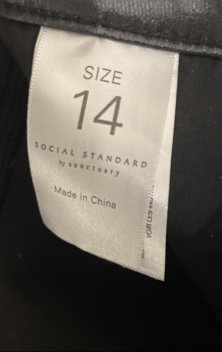 Social Standard Sanctuary Women's Black Faux Leather Ankle Skinny Pants 14 NWT