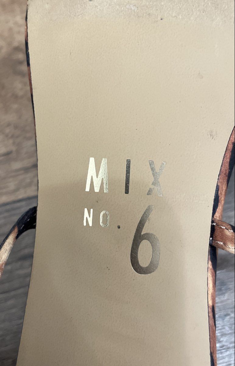 Mix No. 6 Zaydia Cheetah Print Ankle Strap Stiletto Heels Size 8.5