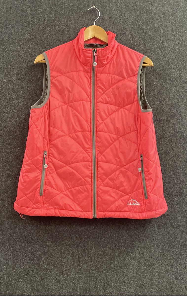 L.L. Bean Women's Quilted Vest Coral Pink Full Zip Insulated Sz L Petite