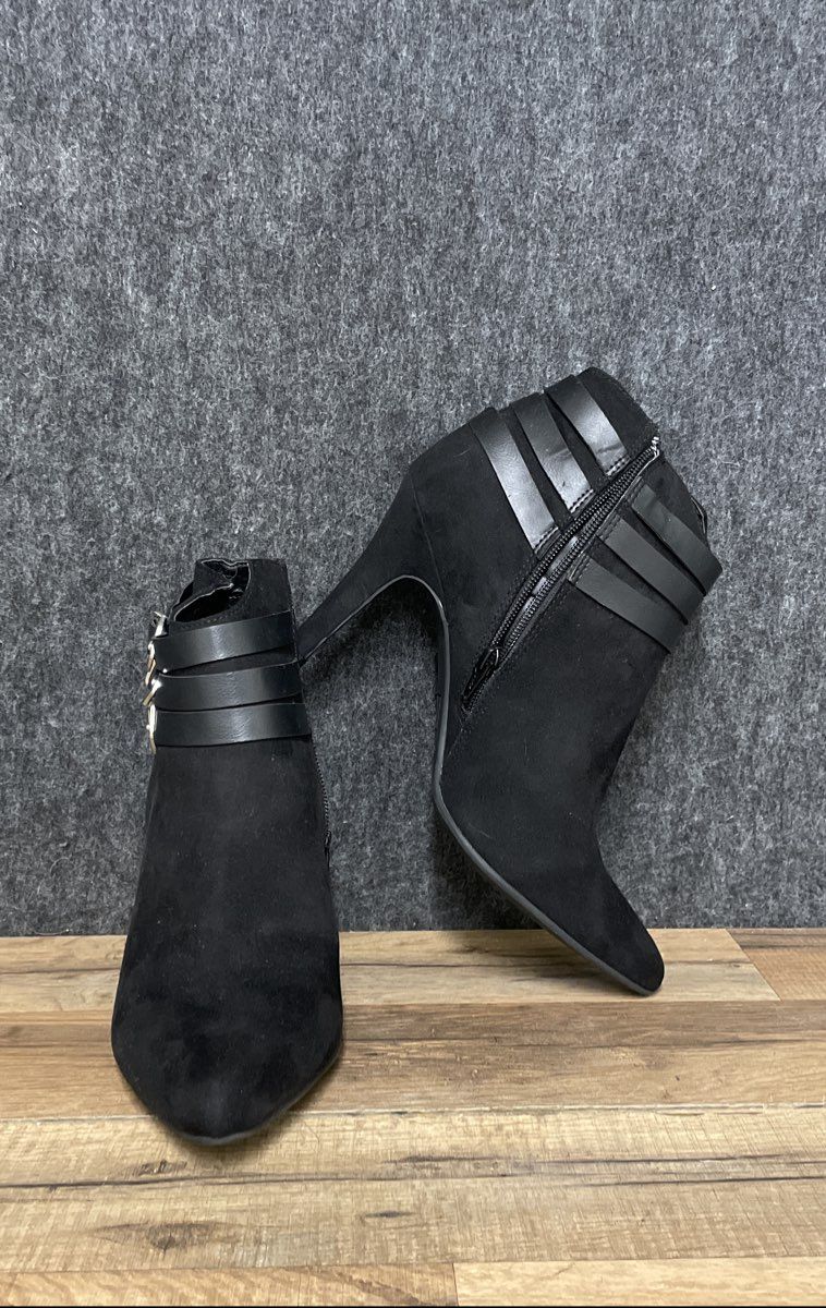 a.n.a A New Approach Black Triple Buckle Stiletto Ankle Boots Size 11