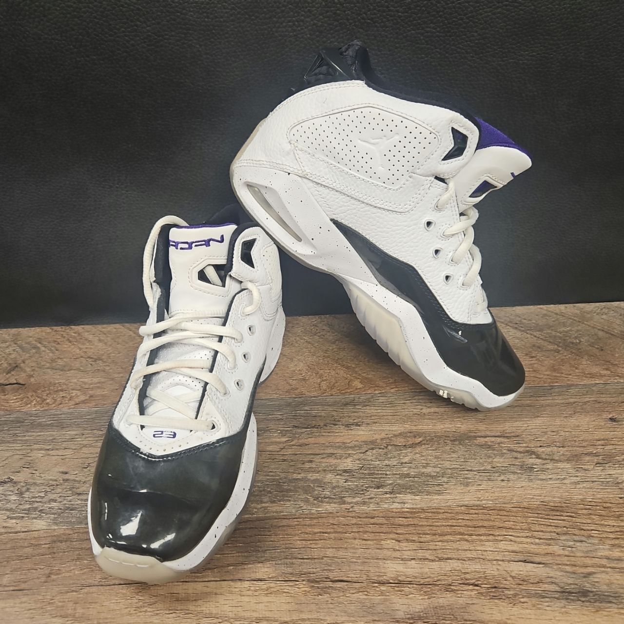 Air Jordan B'Loyal GS White Black Court Purple Basketball Shoes Size 5.5Y