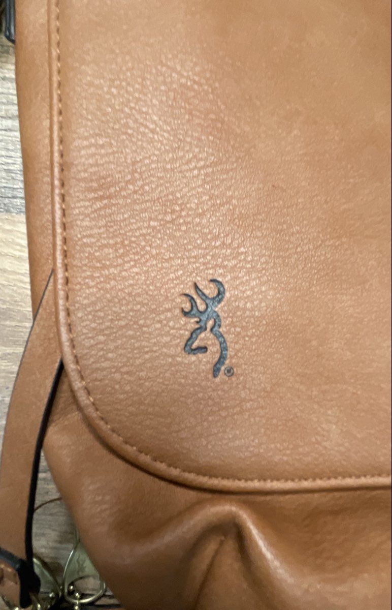 Browning Tan Brown Buckmark Logo Faux Leather Crossbody Messenger Flap Bag