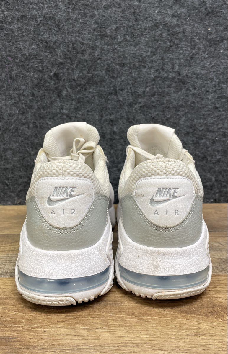 Nike Air Max Excee White Metallic Platinum Women's Sneakers Size 7