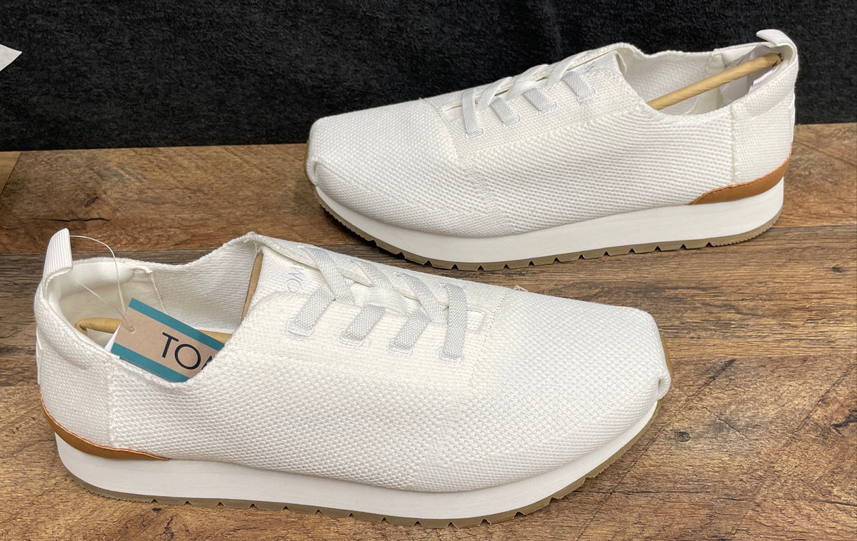 TOMS Resident Plus Lace Up White Engineered Knit Men's Sneakers Size 9 DS NIB