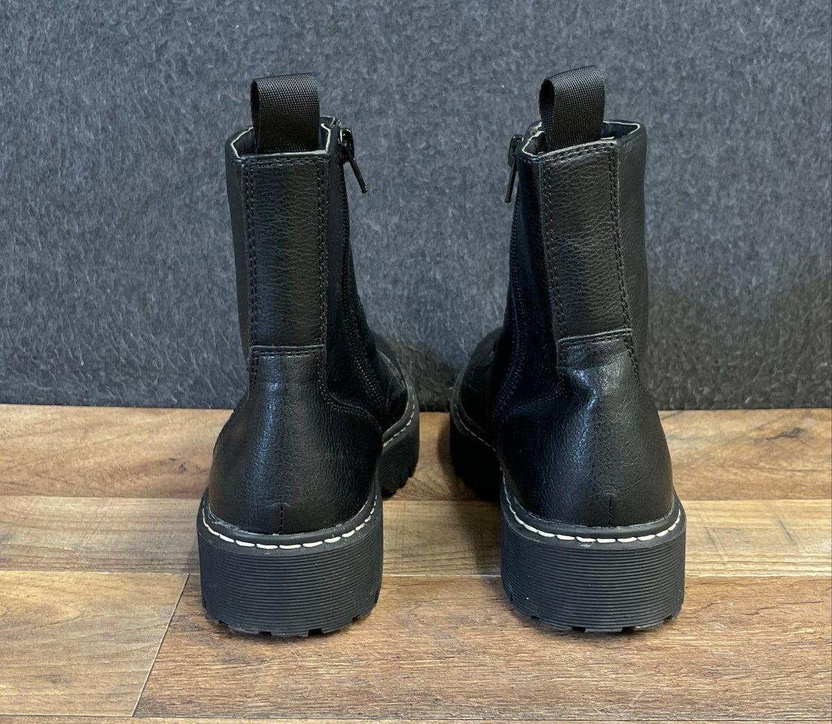 Sincerely Jules Harley Black Platform Combat Boots Women's Size 6.5