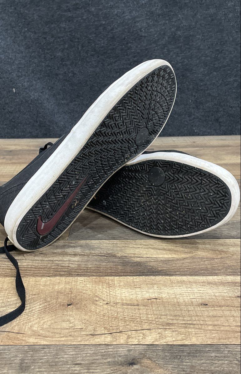 Nike SB Check Solarsoft Dark Grey Black Skate Shoes Men's Size 11