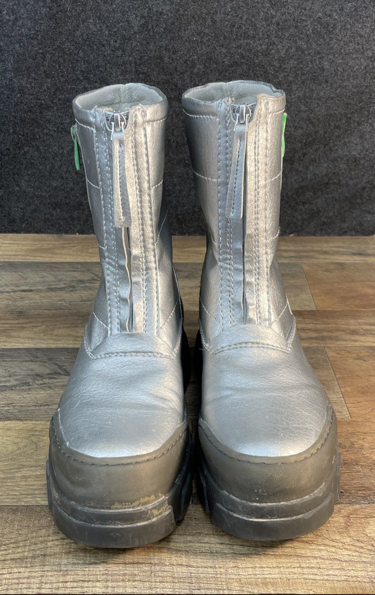 Franco Sarto Galaxy Silver Metallic Waterproof Lug Sole Front Zip Boots Size 10