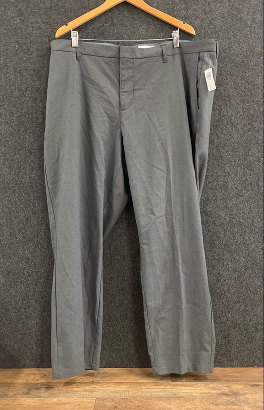 Old Navy Men's Gray Athletic Fit Built-In Flex Chino Trousers Size 44x30 NWT