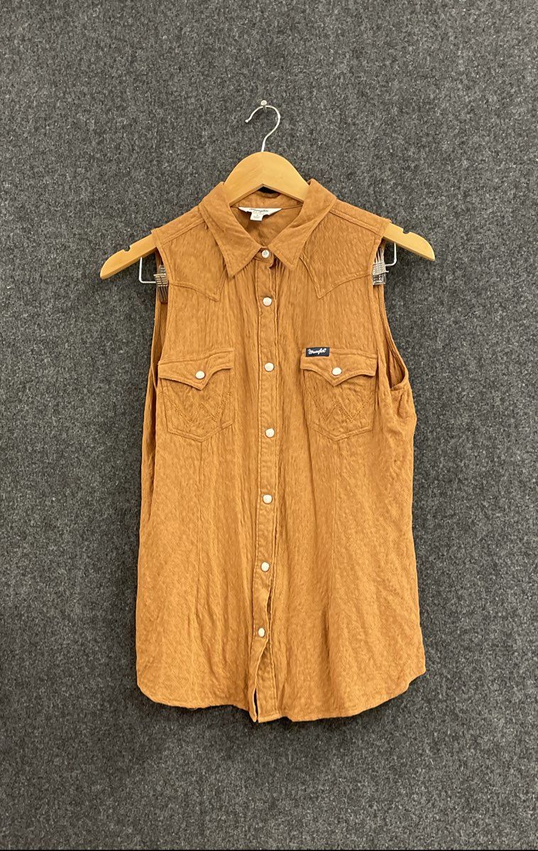 Wrangler Retro Women's Tan Sleeveless Western Button Up Diamond Texture Sz S