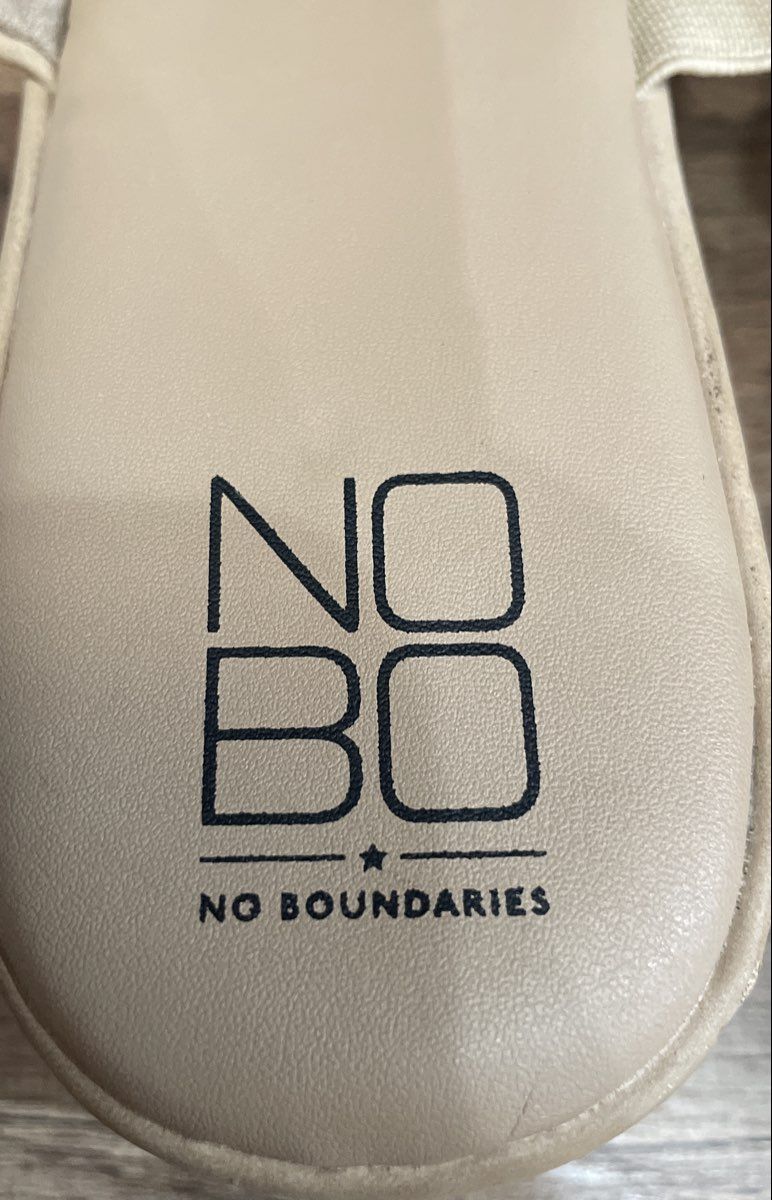 Nobo No Boundaries Cream Platform Slides Wavy Sole Women's Size 6