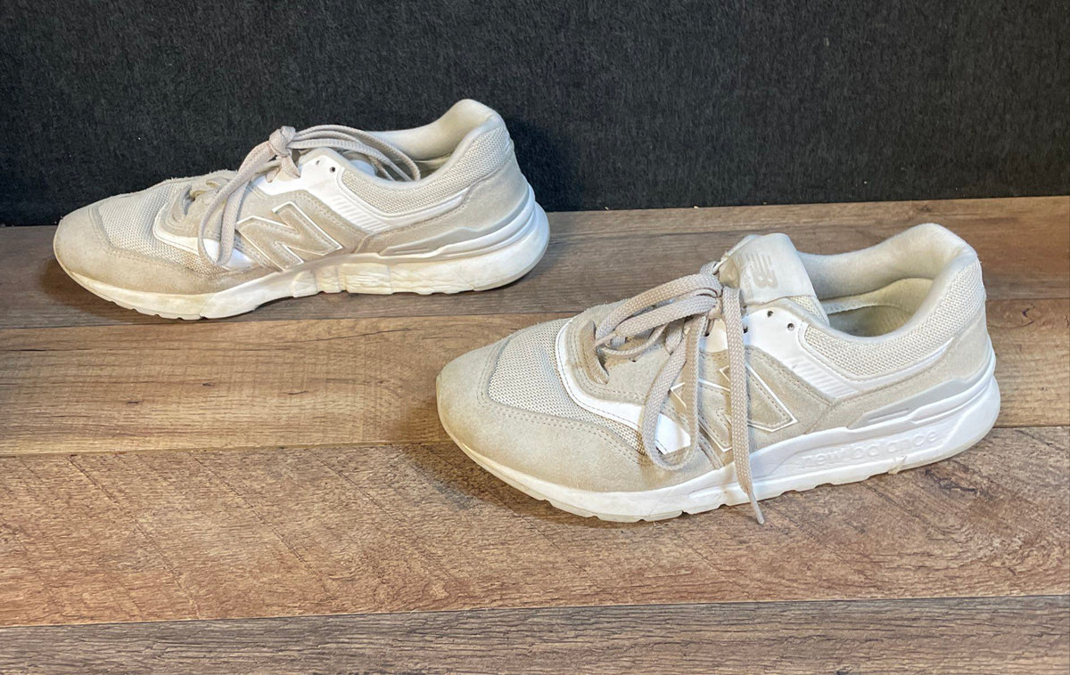 New Balance 997H Beige CW997HSM Women's Lifestyle Sneakers Size 9.5