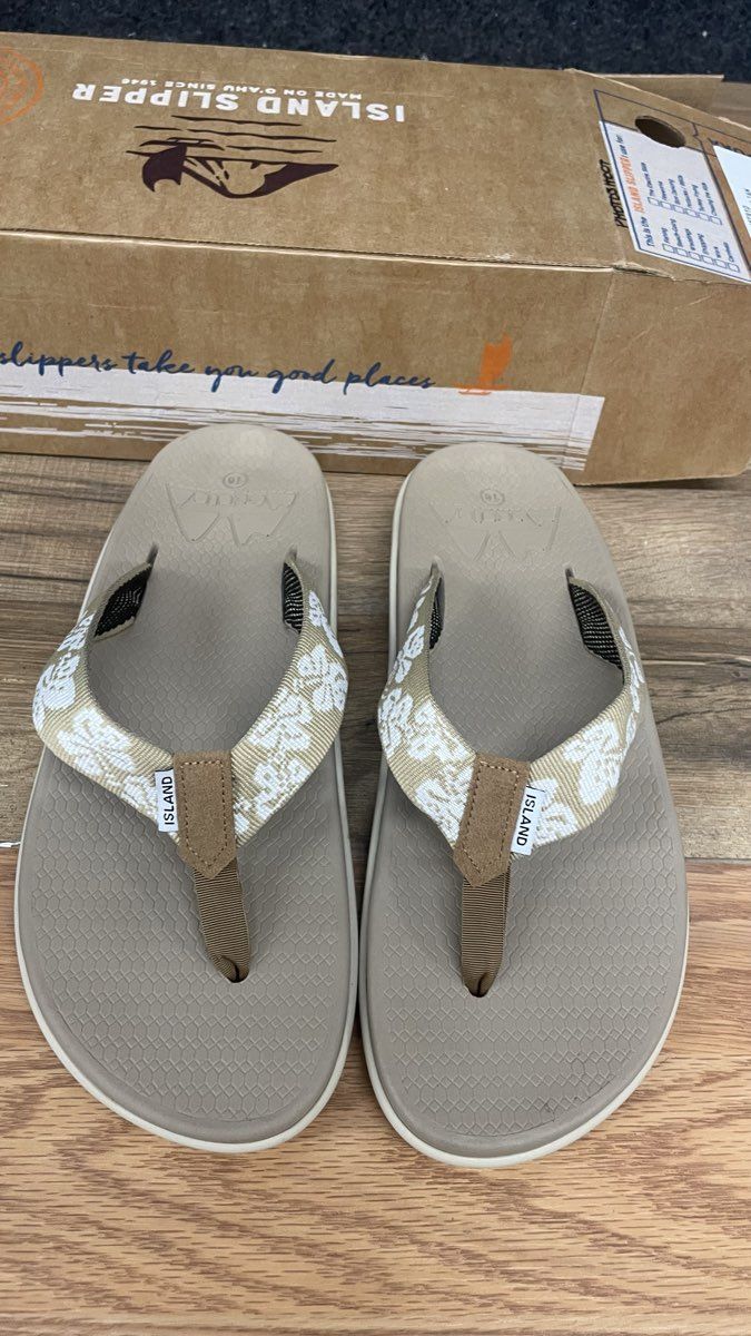 Island Slipper Mokulua Nylon Thong Hana Tan Floral Sandals Women's Size 10