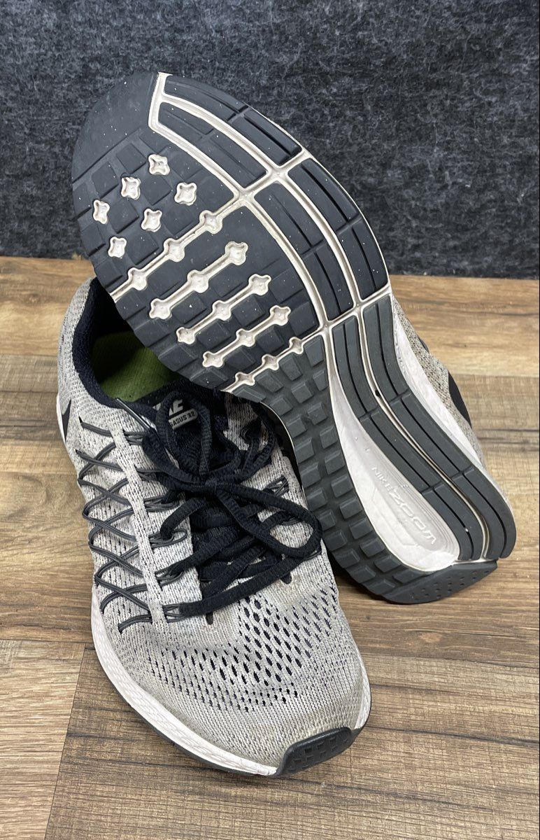 Nike Air Zoom Pegasus 32 Wolf Grey Black Running Shoes Women's Size 8