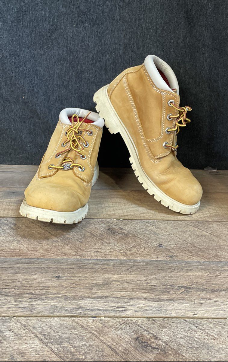 Timberland Waterproof Chukka Boots Tan Leather Size 9.5 M